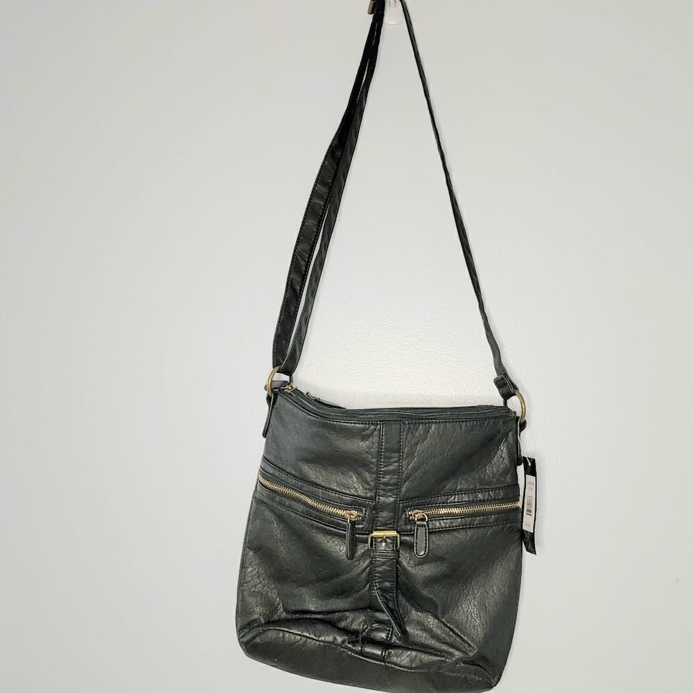 Bueno adjustable crossbody handbag black new with tags